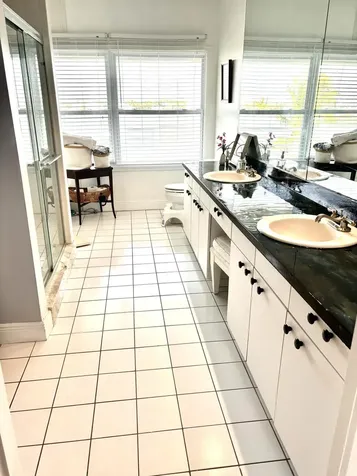 328 N Lake Drive Lantana FL 33462
