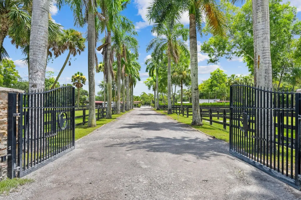 3570 B Road Loxahatchee Groves FL 33470