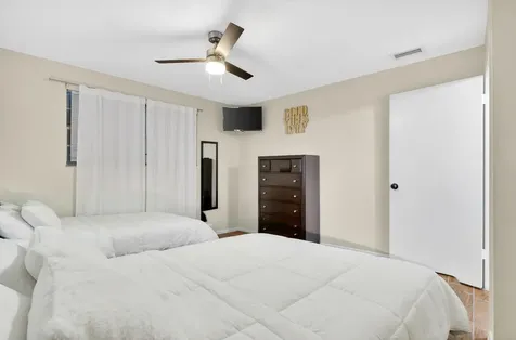 584 Se Greenway Terrace Port Saint Lucie FL 34983