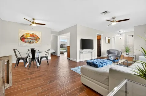 584 Se Greenway Terrace Port Saint Lucie FL 34983