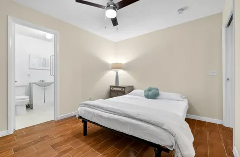 584 Se Greenway Terrace Port Saint Lucie FL 34983