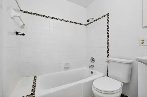 584 Se Greenway Terrace Port Saint Lucie FL 34983