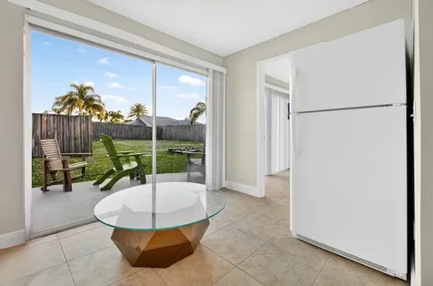584 Se Greenway Terrace Port Saint Lucie FL 34983