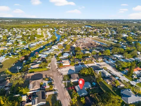 584 Se Greenway Terrace Port Saint Lucie FL 34983