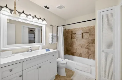 584 Se Greenway Terrace Port Saint Lucie FL 34983
