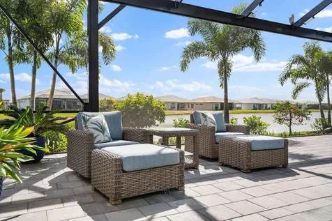 8688 Sw Cantante Way Port Saint Lucie FL 34987