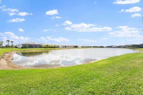8688 Sw Cantante Way Port Saint Lucie FL 34987