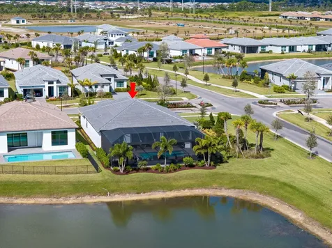 8688 Sw Cantante Way Port Saint Lucie FL 34987