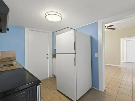 964 W Lakewood Road West Palm Beach FL 33405
