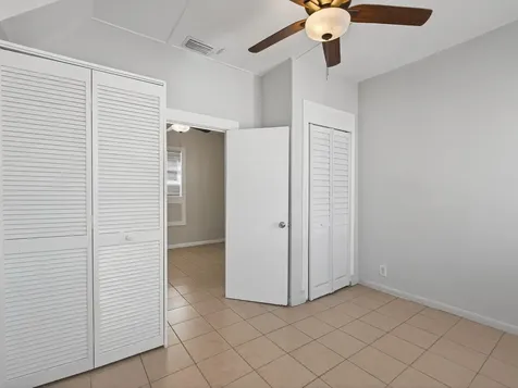 964 W Lakewood Road West Palm Beach FL 33405