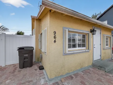 964 W Lakewood Road West Palm Beach FL 33405