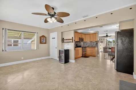 6725 Nw 61st Street Tamarac FL 33321