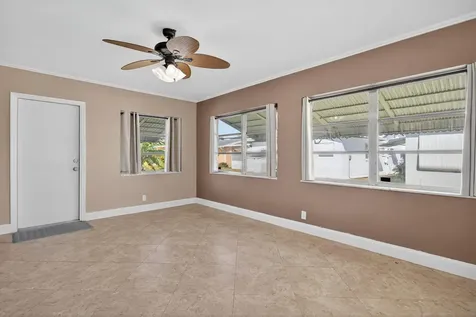 6725 Nw 61st Street Tamarac FL 33321
