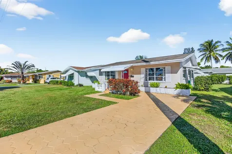 6725 Nw 61st Street Tamarac FL 33321