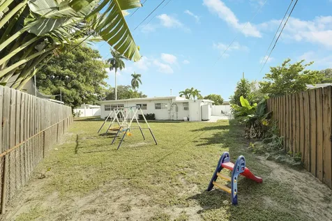 5081 Sw 9th Court Plantation FL 33317