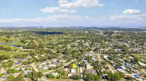 5081 Sw 9th Court Plantation FL 33317