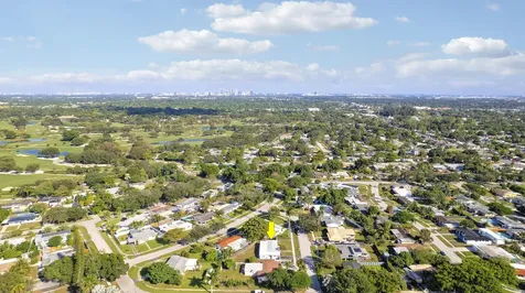5081 Sw 9th Court Plantation FL 33317