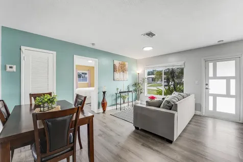 5081 Sw 9th Court Plantation FL 33317