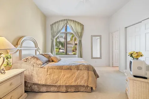 10260 Blue Heron Point West Palm Beach FL 33412
