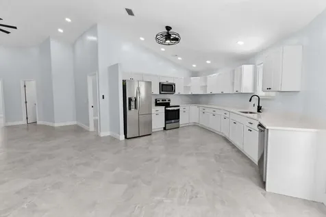 6300 Se Phillips Bend Avenue Stuart FL 34997