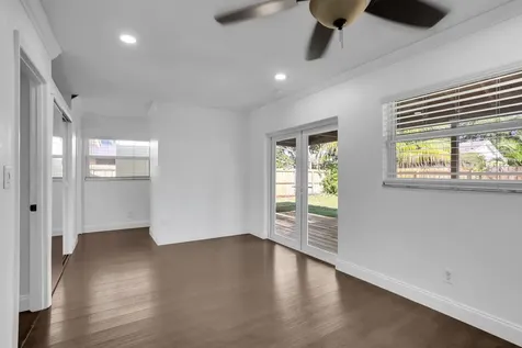 7676 4th Terrace Lake Worth FL 33463