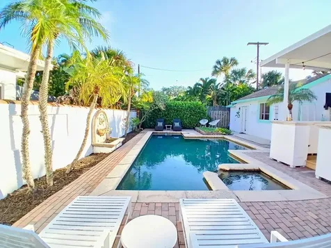 205 N 18th Avenue Lake Worth Beach FL 33460