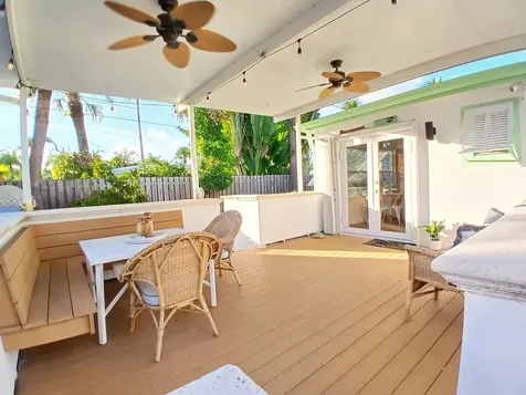 205 N 18th Avenue Lake Worth Beach FL 33460