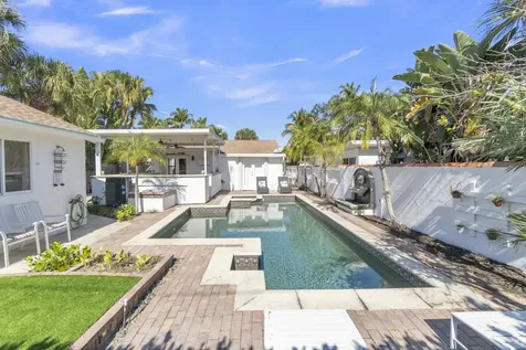 205 N 18th Avenue Lake Worth Beach FL 33460