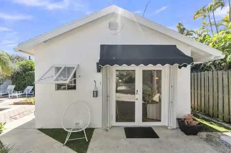 205 N 18th Avenue Lake Worth Beach FL 33460