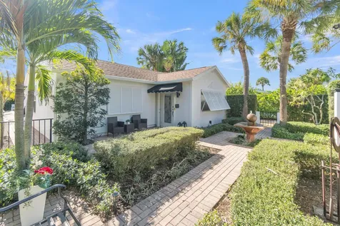 205 N 18th Avenue Lake Worth Beach FL 33460