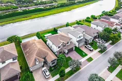 8835 Grand Prix Lane Boynton Beach FL 33472
