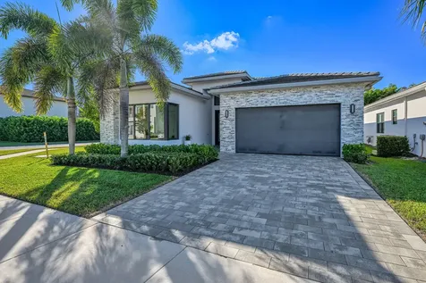 8538 Apple Falls Lane Boca Raton FL 33496