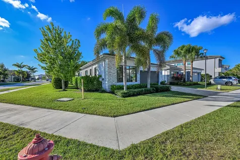 8538 Apple Falls Lane Boca Raton FL 33496