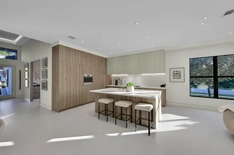 8538 Apple Falls Lane Boca Raton FL 33496