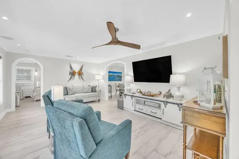 11 Se Splitrail Circle Jupiter FL 33469