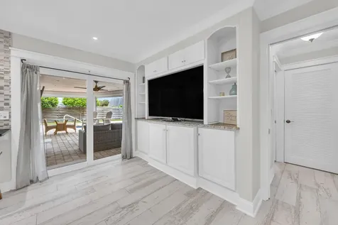 11 Se Splitrail Circle Jupiter FL 33469