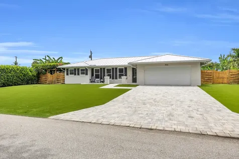 11 Se Splitrail Circle Jupiter FL 33469