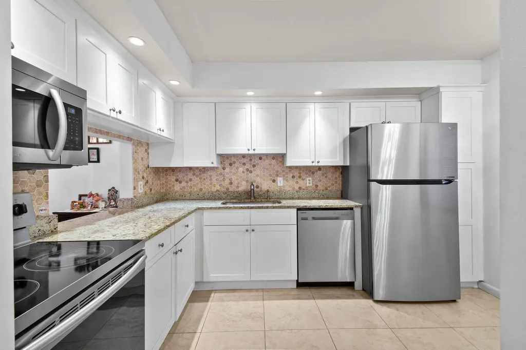 140 Lake Nancy Lane West Palm Beach FL 33411