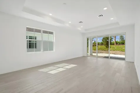 10099 Nw Dreamweaver Road Port Saint Lucie FL 34987