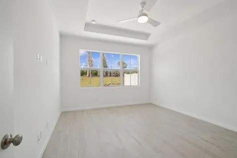 10099 Nw Dreamweaver Road Port Saint Lucie FL 34987