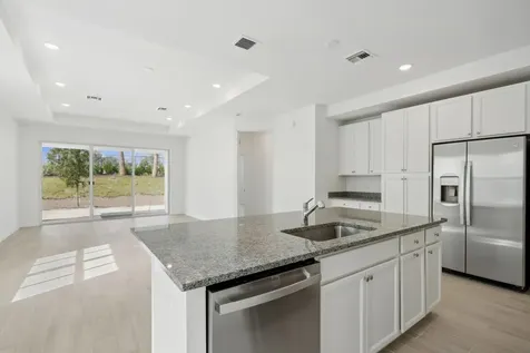 10099 Nw Dreamweaver Road Port Saint Lucie FL 34987
