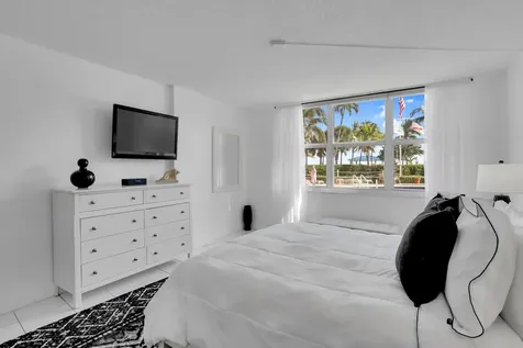 328 N Ocean Boulevard Pompano Beach FL 33062