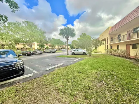 906 Sw 9th Street Circle Boca Raton FL 33486
