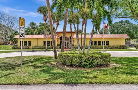 906 Sw 9th Street Circle Boca Raton FL 33486