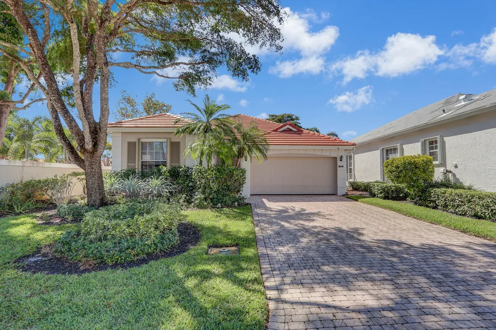 8241 Heritage Club Drive West Palm Beach FL 33412