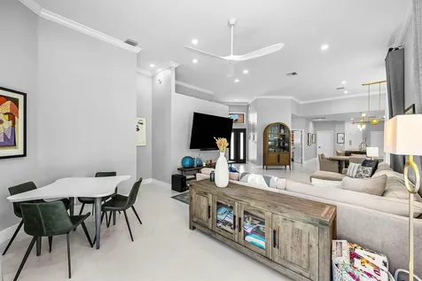 2413 Nw 64th Street Boca Raton FL 33496