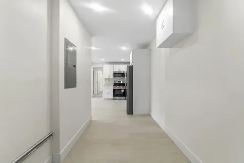 5221 Sw 28th Avenue Dania Beach FL 33312