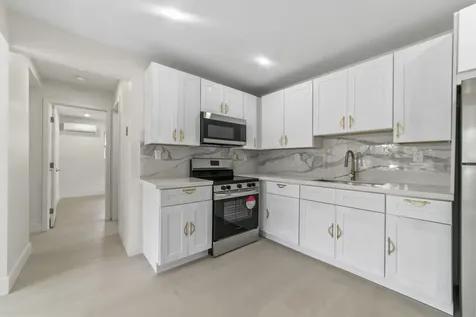 5221 Sw 28th Avenue Dania Beach FL 33312