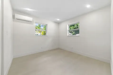 5221 Sw 28th Avenue Dania Beach FL 33312