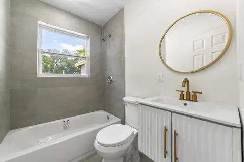 5221 Sw 28th Avenue Dania Beach FL 33312